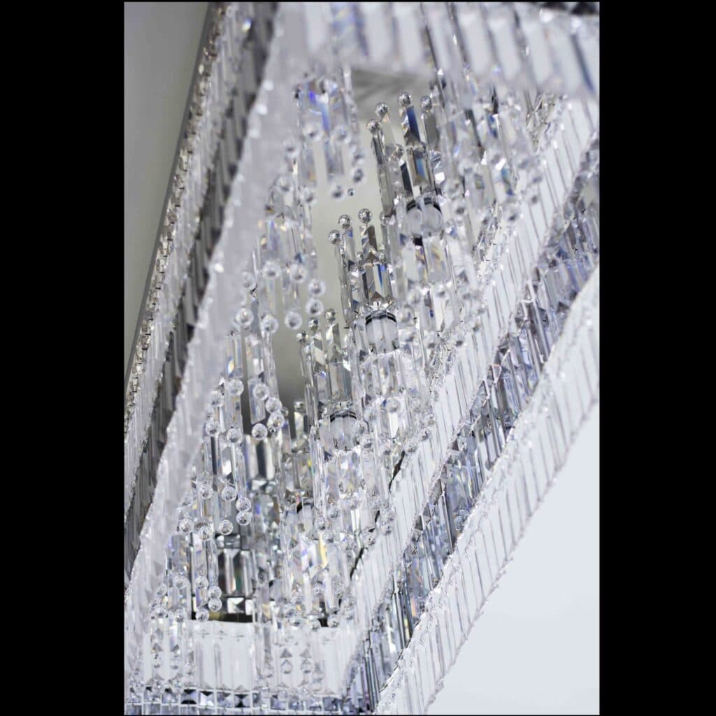 Timeless bespoke chandelier design for modern homes