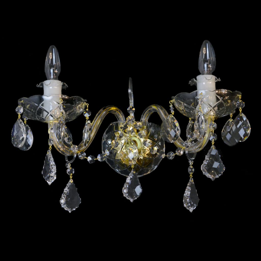 Contemporary crystal lighting by Magnolia Blossom Interiors