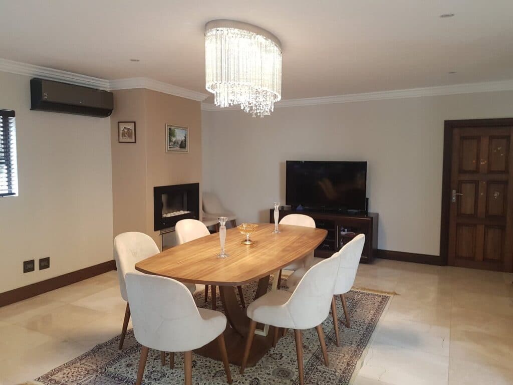 Artistic bespoke chandelier for designer spaces
