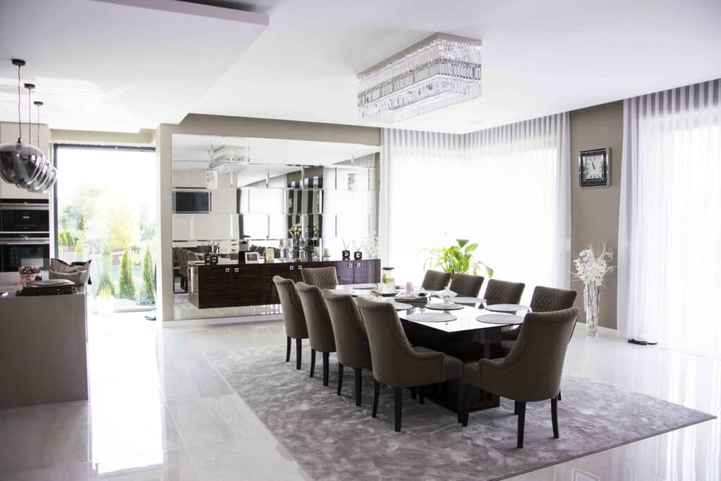 Artistic bespoke chandelier for designer spaces