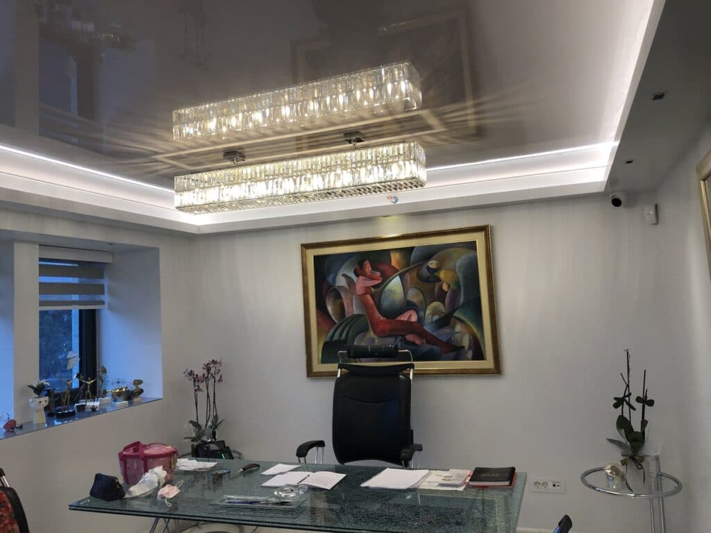 Premium bespoke chandelier adding brilliance to interiors