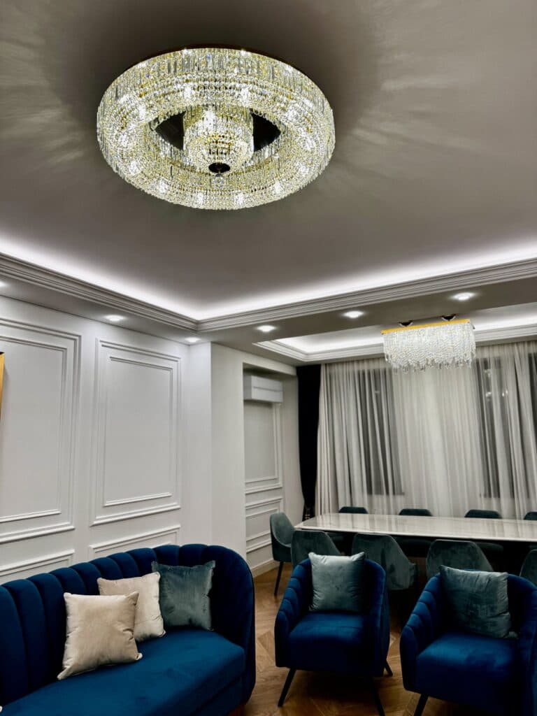 Contemporary crystal lighting by Magnolia Blossom Interiors