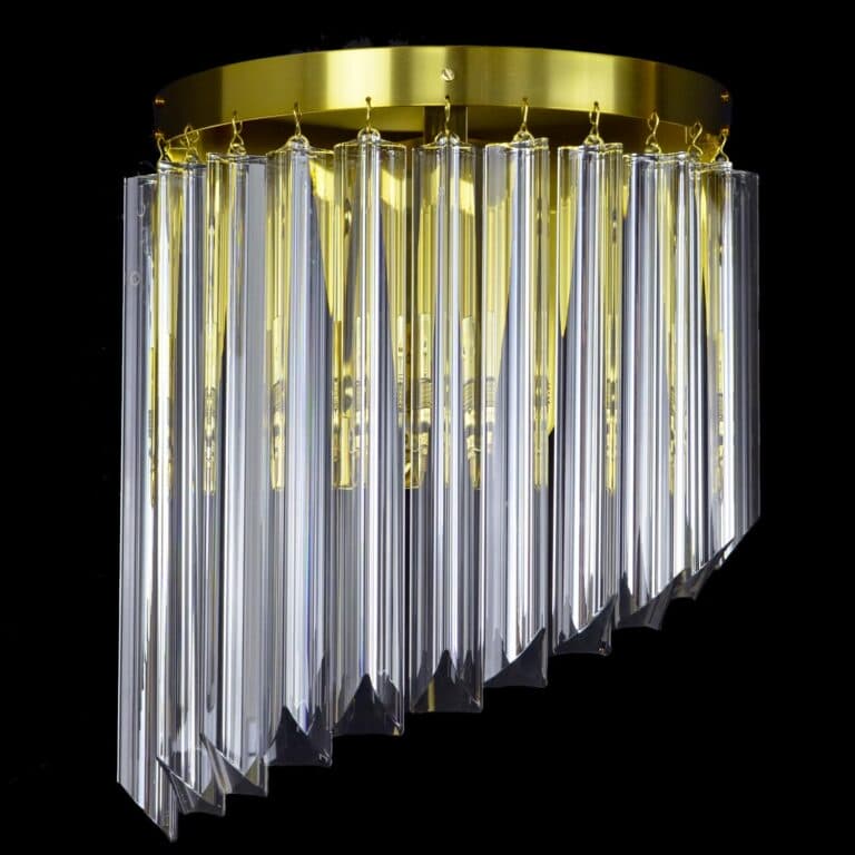 Luxury design chandelier by Magnolia Blossom Interiors