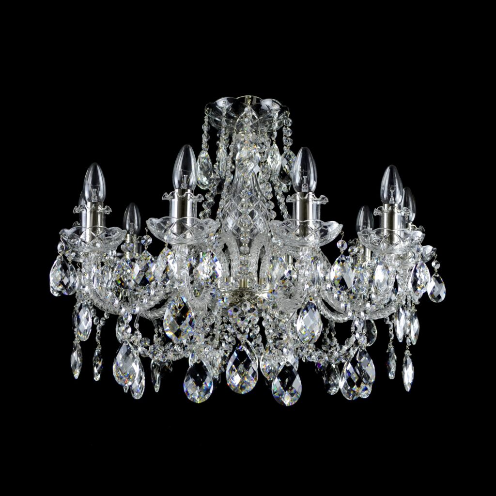 Luxury crystal chandelier by Magnolia Blossom Interiors