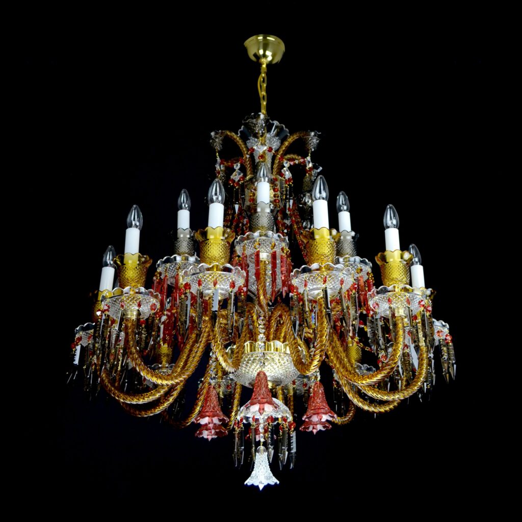 Modern chandelier inspired by organic beauty