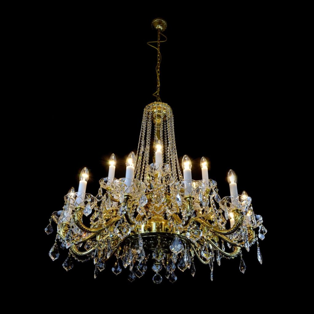 Luxury crystal chandelier by Magnolia Blossom Interiors