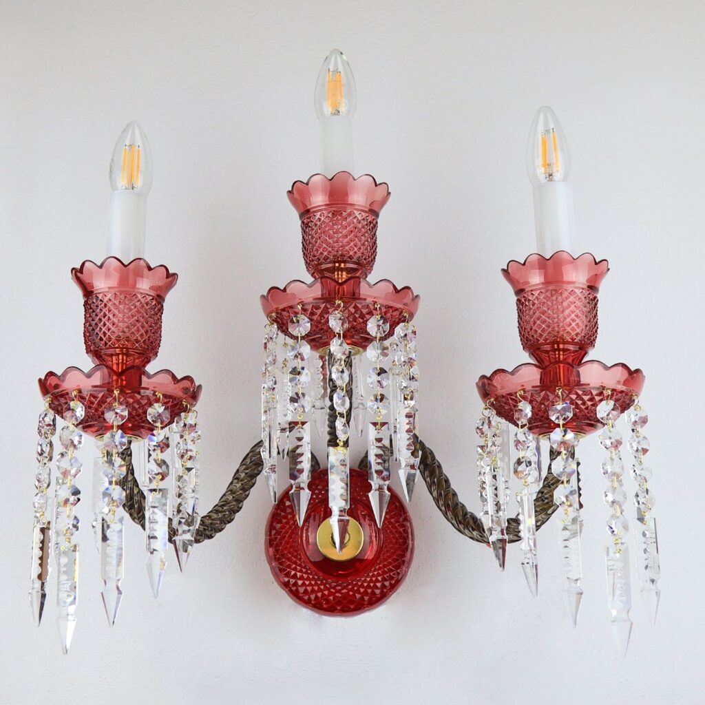 Modern chandelier inspired by organic beauty