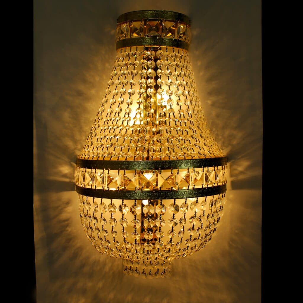 Artistic bespoke chandelier for designer spaces