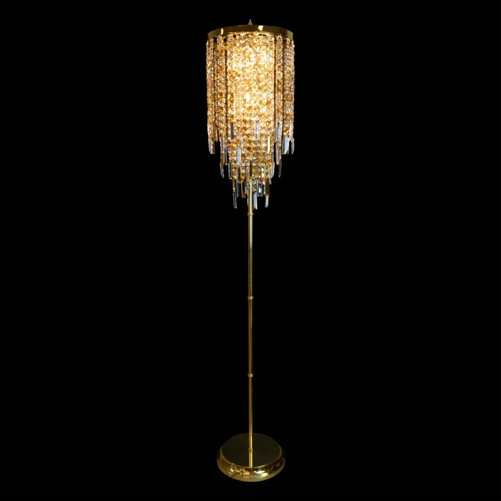 Luxury chandelier design inspired by nature and light