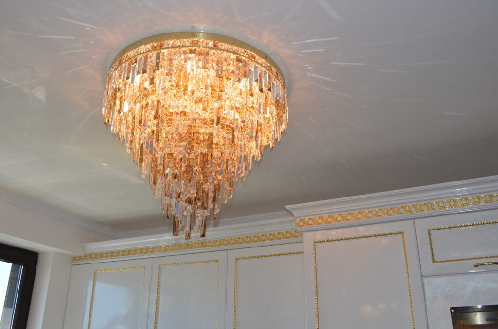 Modern chandelier inspired by organic beauty