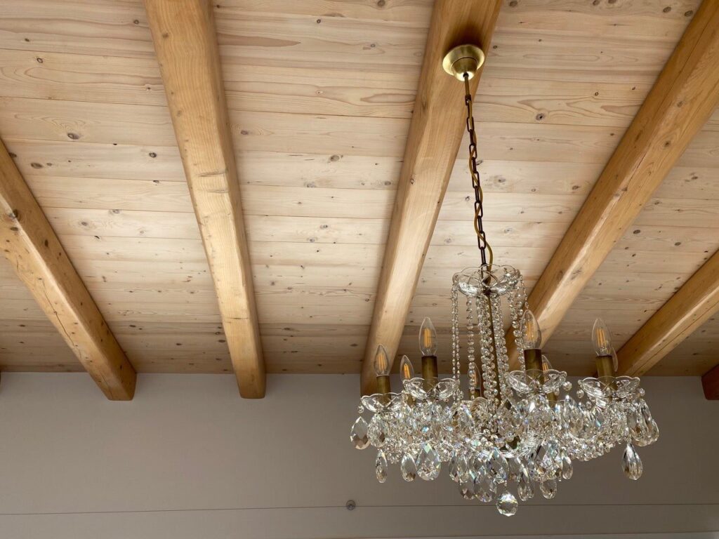 Contemporary crystal lighting by Magnolia Blossom Interiors