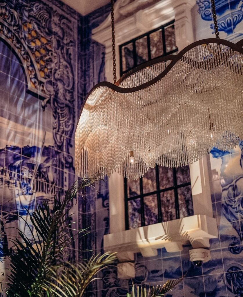 Bespoke lighting design for elegant interiors